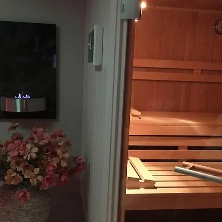 Apartment Deluxe *