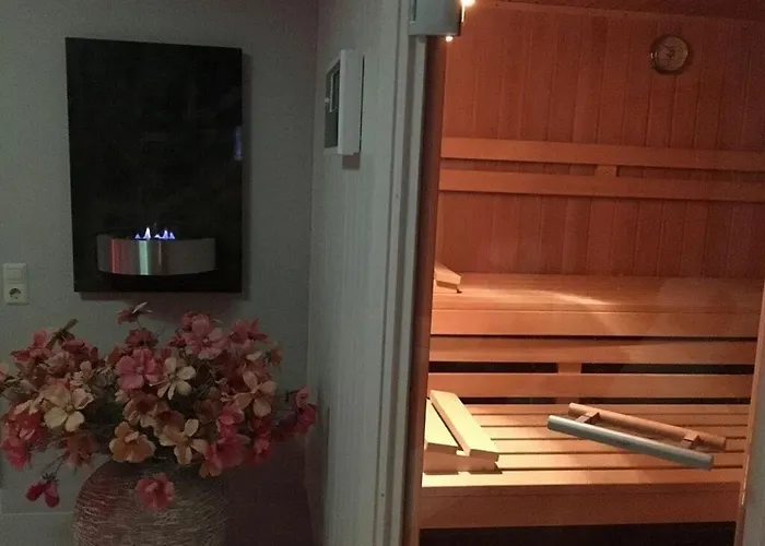 アパート Deluxe *